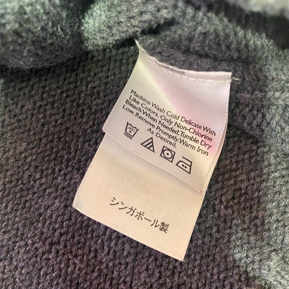 EDDIE BAUER SWEATER - Picture 7 of 7